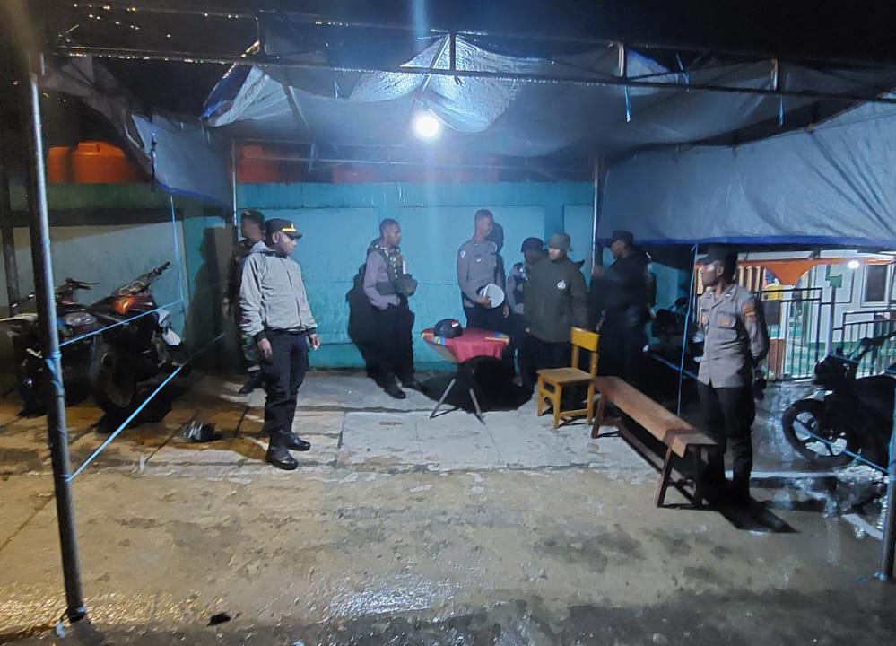 Hari Ke – 4 Sholat Tarawih, Polres Tolikara Pastikan Keamanan Berjalan Kondusif, 200 Jamaah Khusyuk Beribadah Di Karubaga