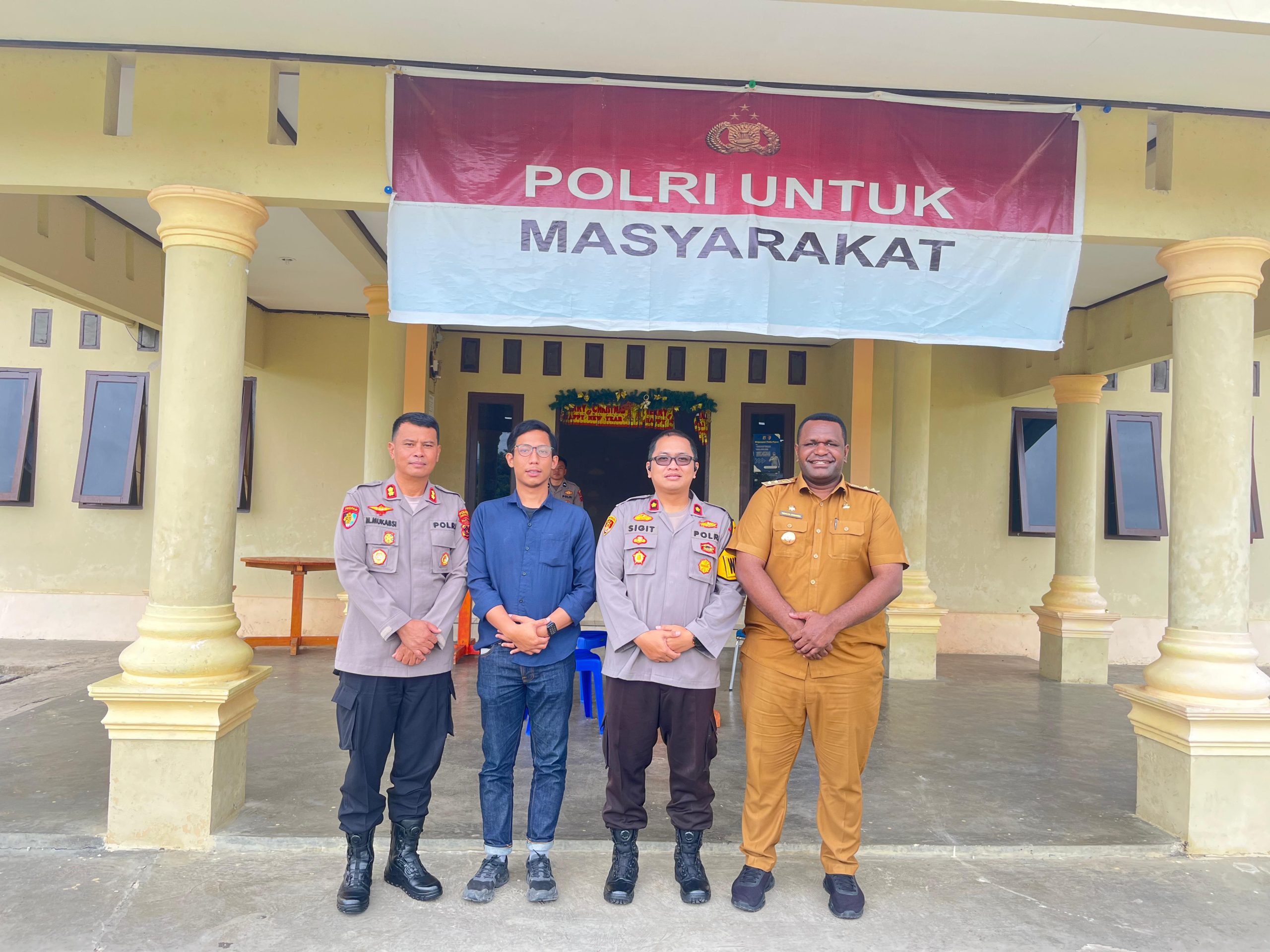 Kapolres Mamberamo Tengah Terima Kunjungan Silaturahmi Lurah Kobakma