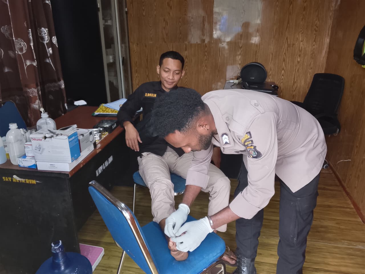 Peduli Kesehatan Anggota, Sidokkes Polres Tolikara Berikan Layanan Pemeriksaan