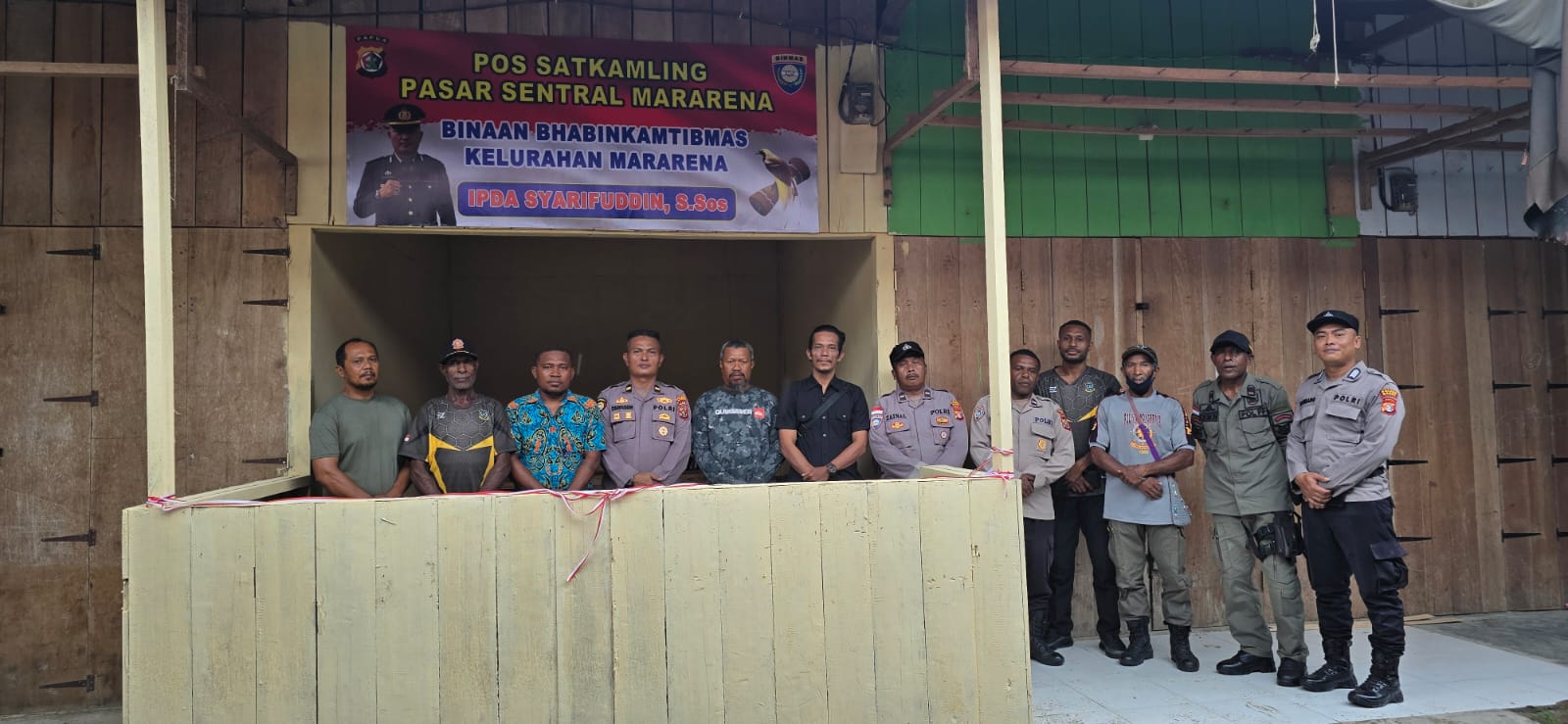 Dispenda Kabupaten Sarmi Resmikan Dan Serahkan Pos Satkamling Kepada Warga Binaan Bhabinkamtibmas Kelurahan Mararena