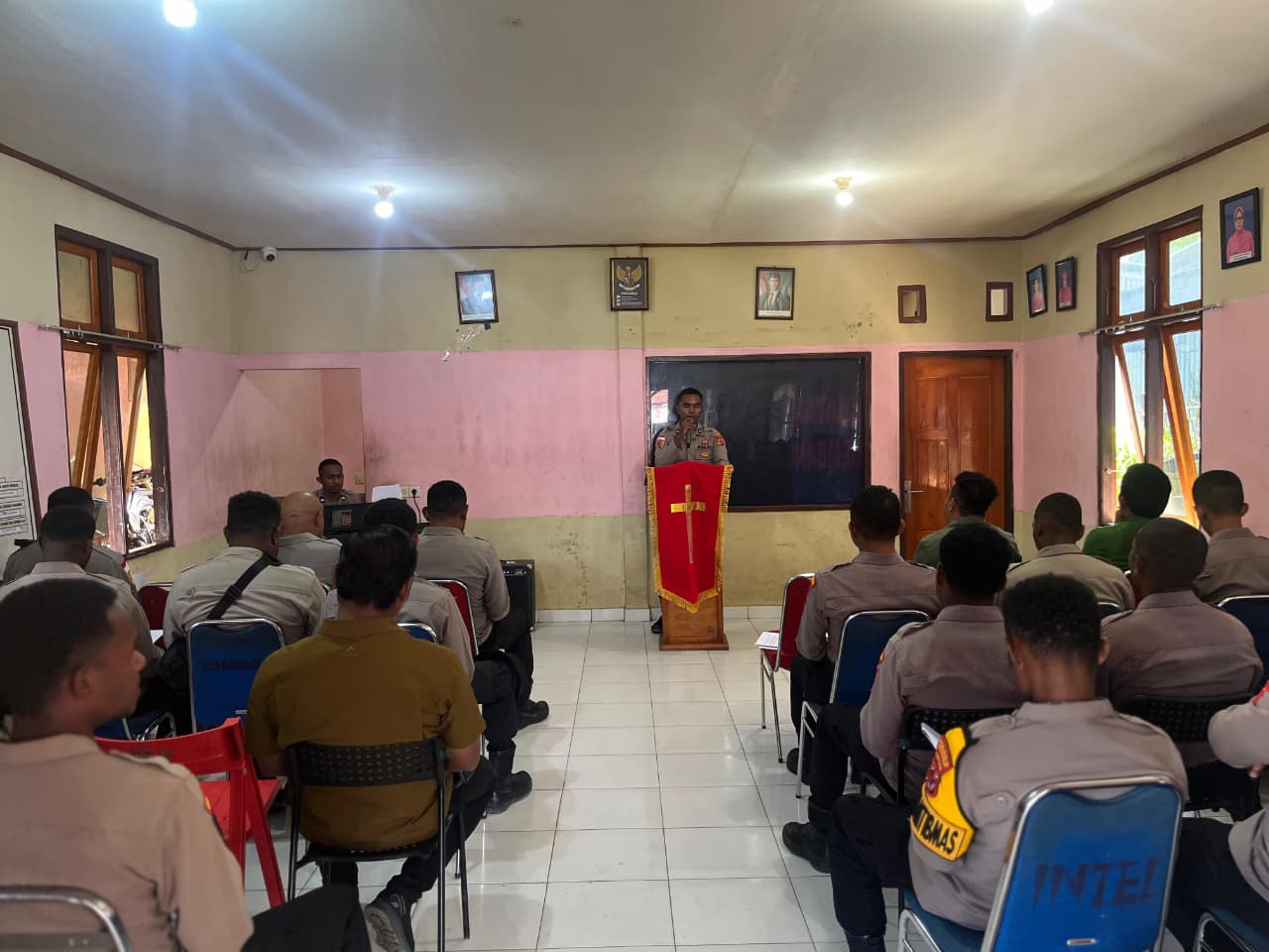 Binrohtal Nasrani Polres Tolikara — Wujudkan Iman Yang Teguh Melalui Rasa Syukur Dan Kesetiaan Dalam Tuhan