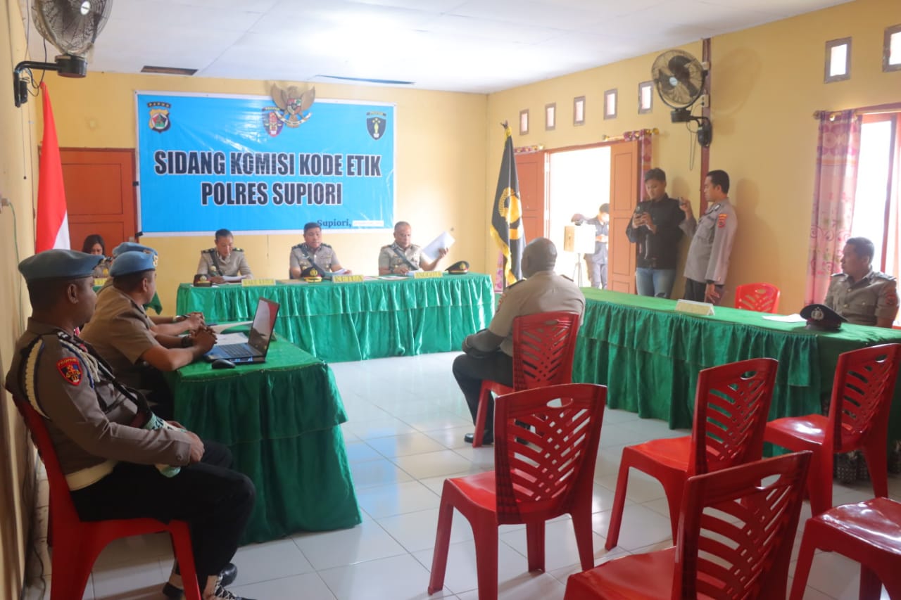 Polres Supiori Laksanakan Sidang Kode Etik Terhadap Satu Personel