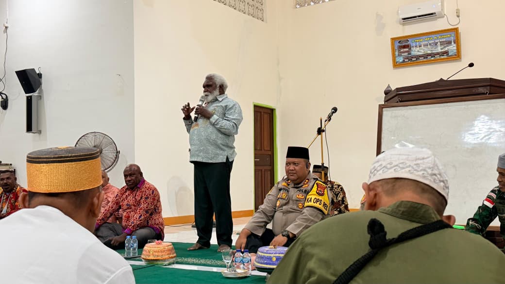 Kapolres Asmat Dampingi Wagub Papua Selatan Hadiri Kegiatan Safari Ramadhan Di Masjid Saiful Bukhori Agats.