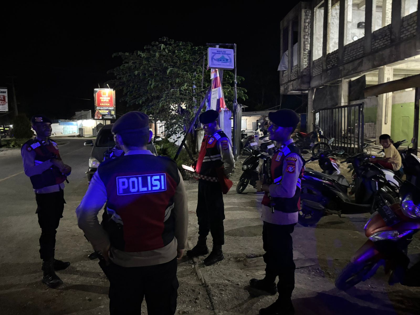 TURJAWALI Ramadan, Sat Samapta Polres Sarmi Intensifkan Patroli Masjid dan Pasar