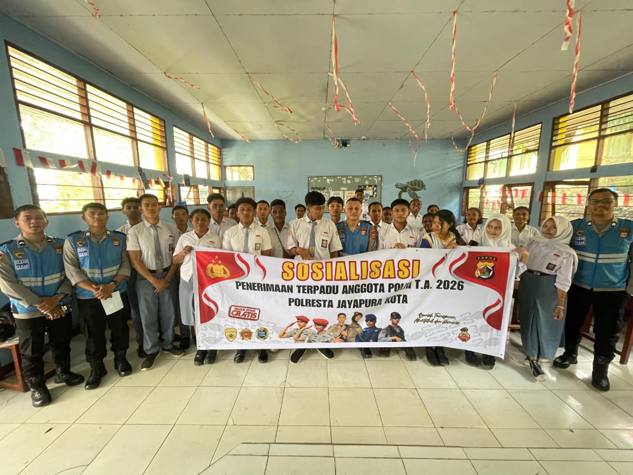 ‎Rekrutmen Polri Gratis, Polresta Sosialisasikan di SMA N1 Jayapura