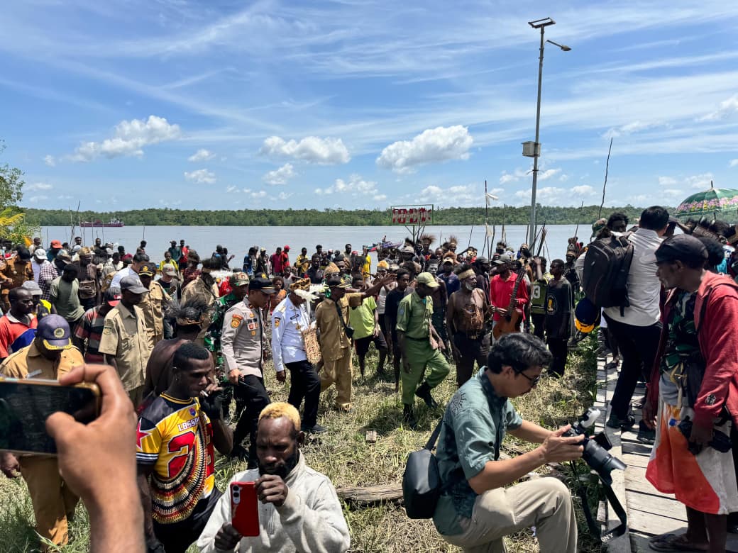 Perkuat Sinergitas Gubernur Papua Selatan Gelar Kunjungan Kerja dan Safari Ramadhan Ke Distrik Atsj Kabupaten Asmat