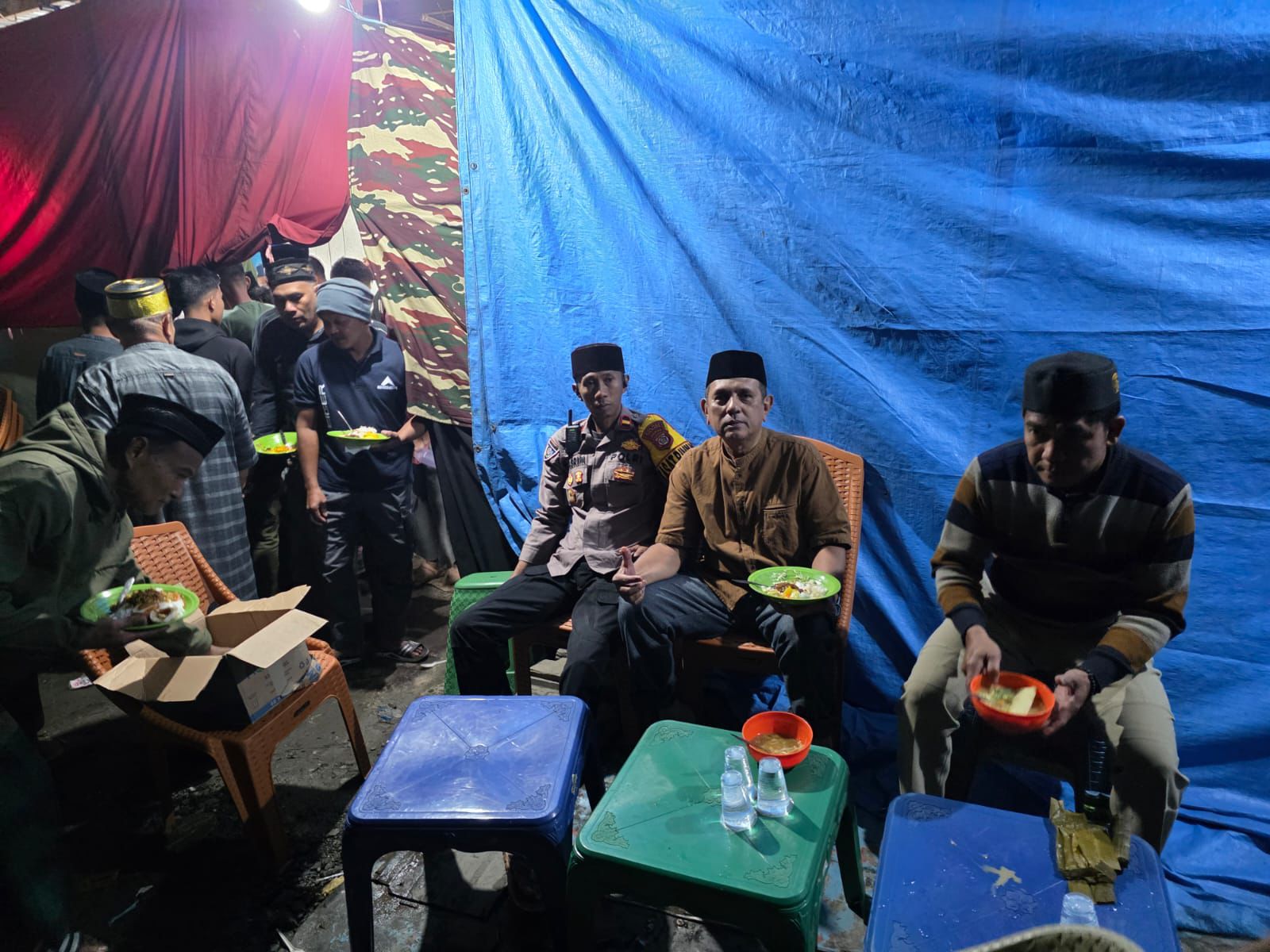 Kasat Binmas Polres Tolikara Hadiri Buka Puasa Bersama KPM Bone di Desa Ampera