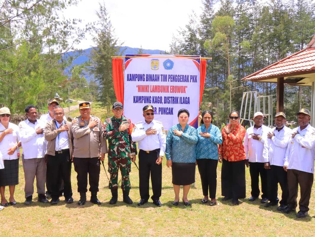 Kapolres Puncak Hadiri Launching Kampung Binaan TP-PKK di Kampung Kago