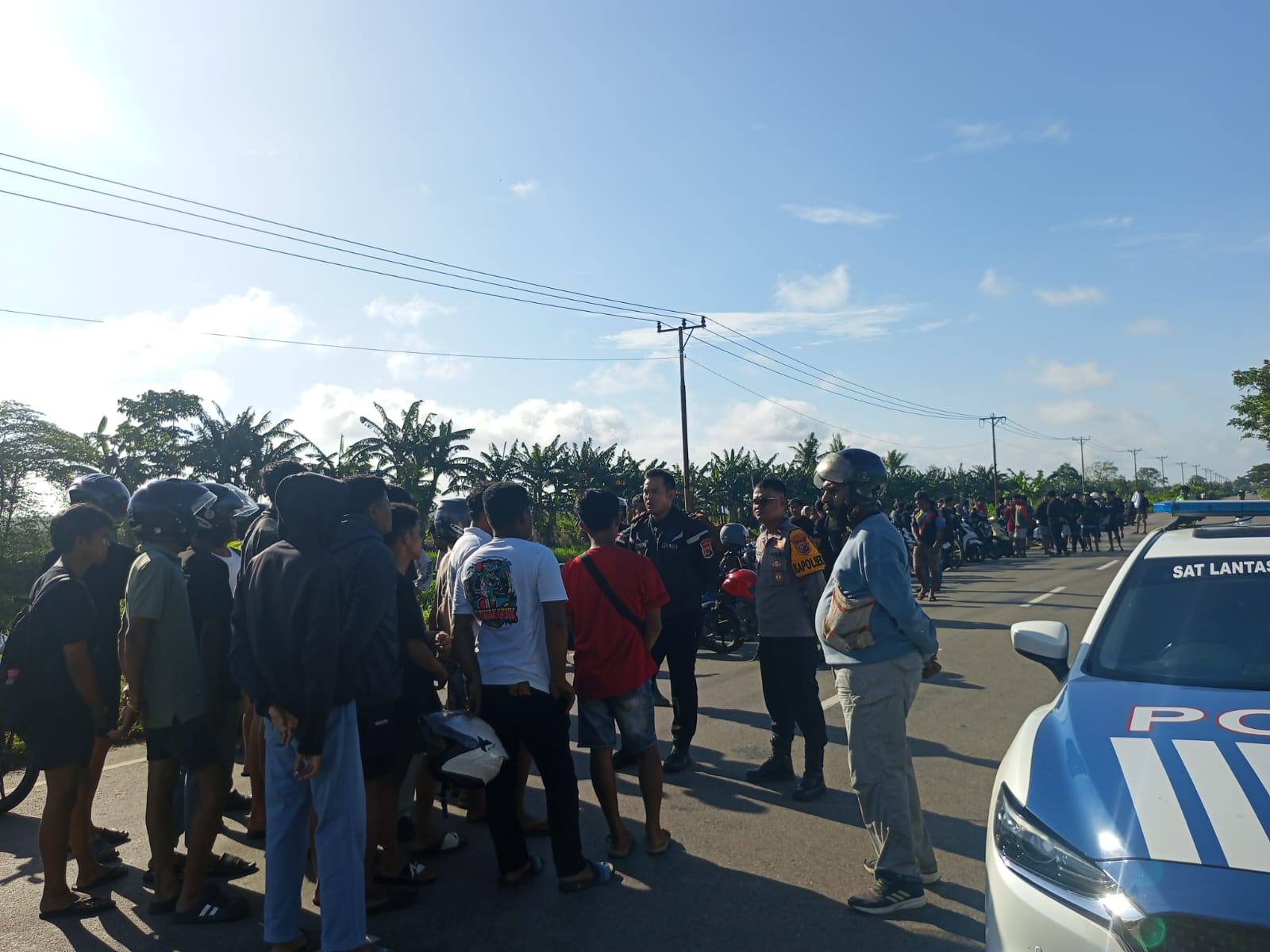 Polsek Tanah Miring Bersama Satlantas Polres Merauke dan Posramil Tertibkan Aksi Balap Liar di SP 7