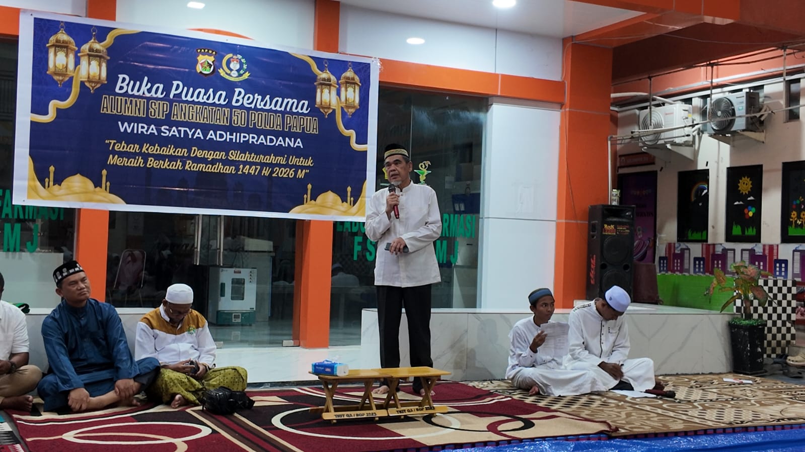Alumni SIP Angkatan 50 Polda Papua Serahkan Bantuan Material Masjid dan Buka Puasa Bersama Santri Papua Madani